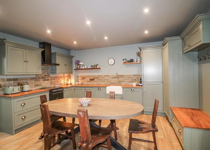 Robins Rest At The *